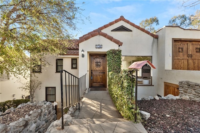 view of property entrance