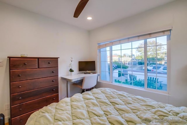 bedroom featuring ceiling fan