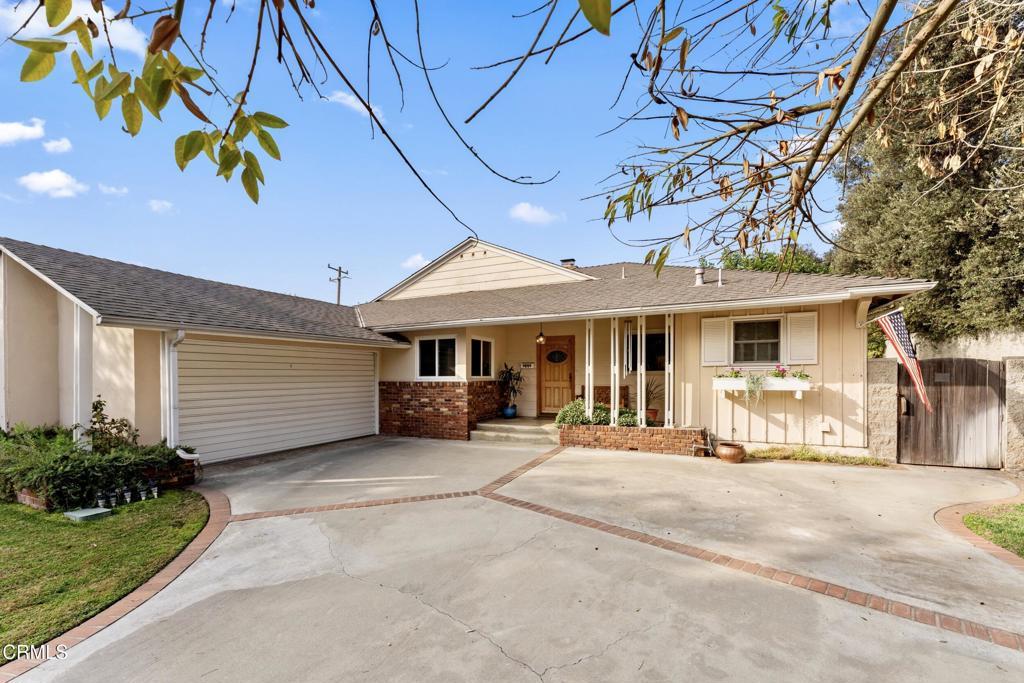 view of ranch-style home