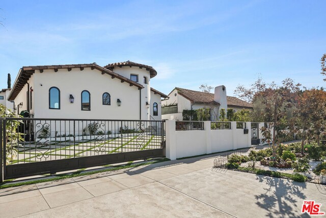 view of mediterranean / spanish house