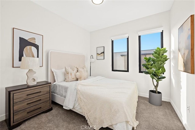 bedroom featuring carpet floors