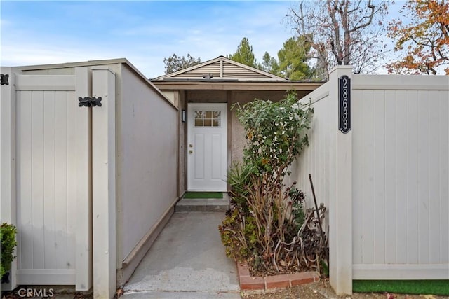 view of property entrance