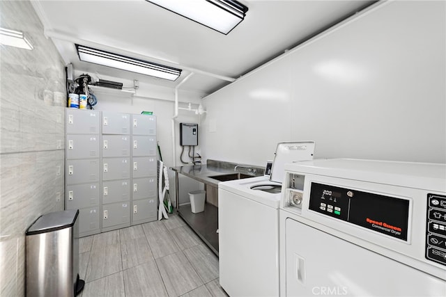 240 Moss St Unit 4, Laguna Beach, CA 92651 - shared laundry with separate washer and dryer