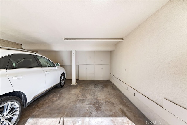 240 Moss St Unit 4, Laguna Beach, CA 92651 - view of parking deck