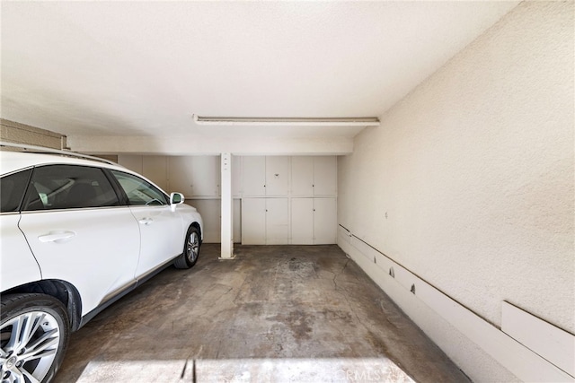 240 Moss St Unit 4, Laguna Beach, CA 92651 - view of parking deck