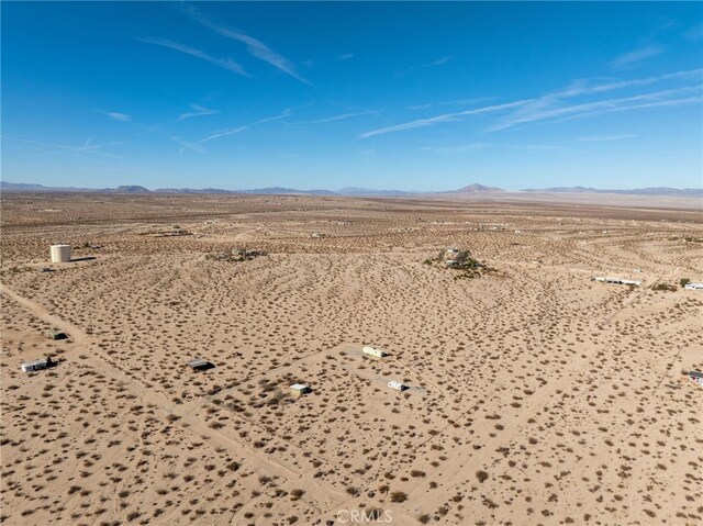 bird's eye view featuring a mountain view