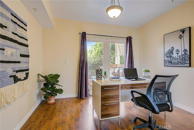 office space featuring dark hardwood / wood-style floors