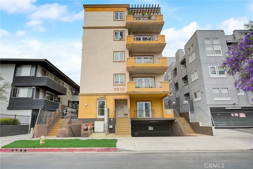 5633 Carlton Way Unit 204, Los Angeles, CA 90028 - view of property