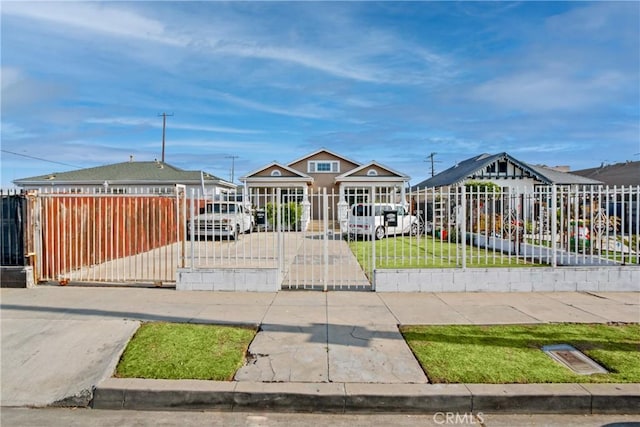 view of front of property with a front lawn