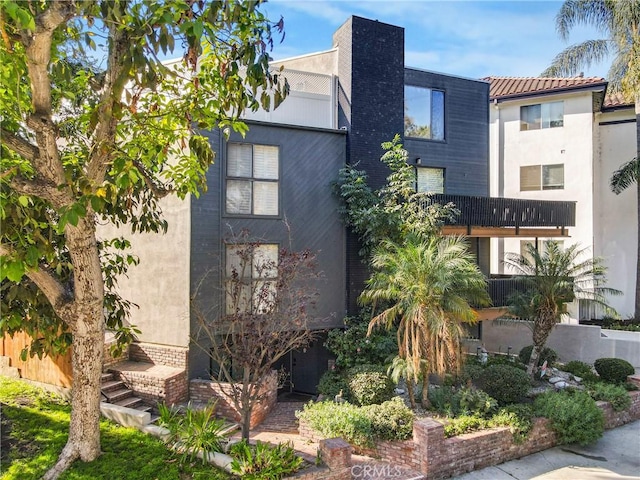 exterior space featuring stucco siding