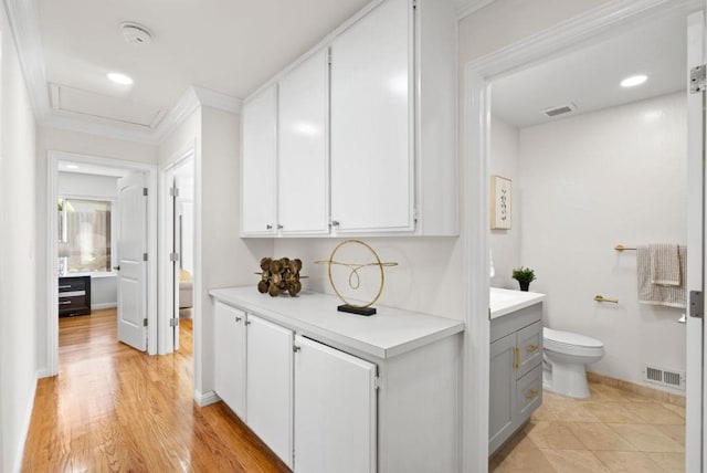 interior space with light hardwood / wood-style floors