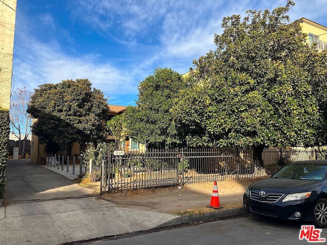 view of obstructed view of property