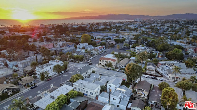 view of aerial view at dusk