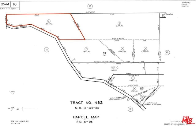 Listing photo 2 for 9400 N Del Arroyo Dr, Sun Valley CA 91352