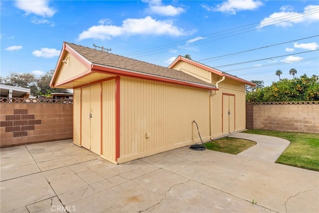 view of outbuilding