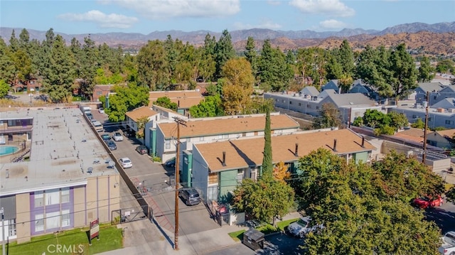 bird's eye view featuring a mountain view