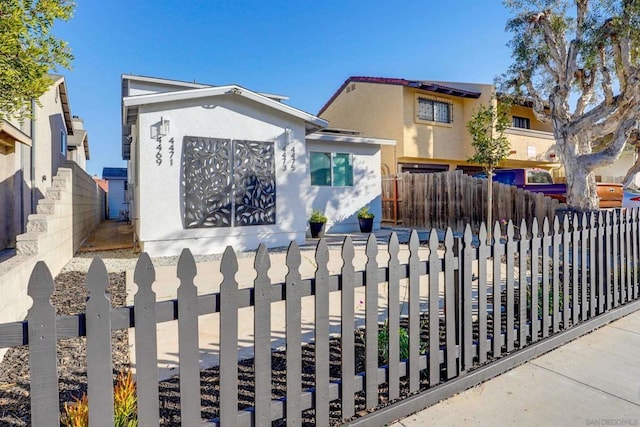 view of front of property