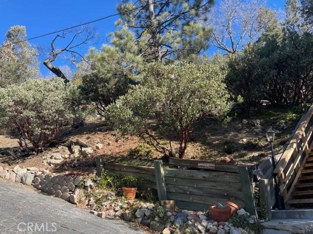 Listing photo 3 for 0 Brentwood Dr, Lake Arrowhead CA 92352