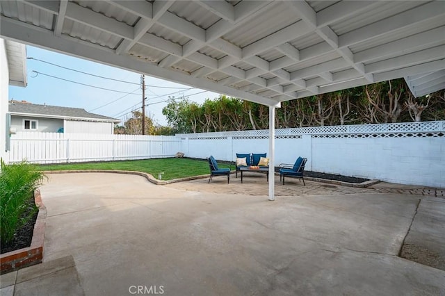 view of patio featuring an outdoor hangout area