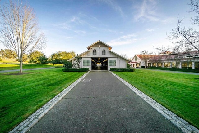 view of front of property with a front yard