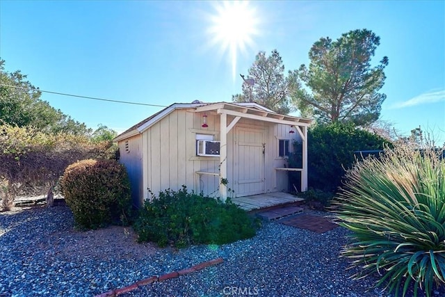 view of outbuilding