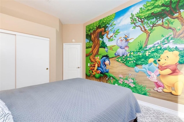 bedroom featuring a closet