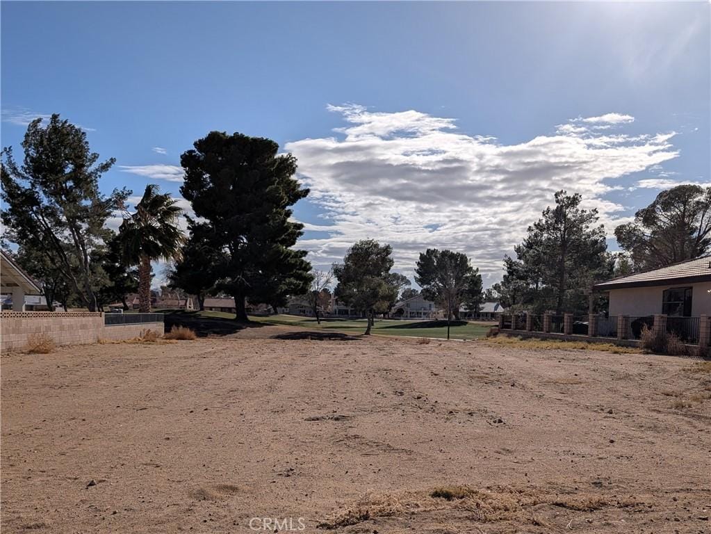 14907 Tournament Dr, Helendale, CA 92342 - photo 1