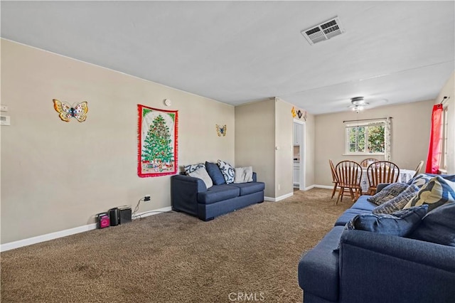 living room with carpet