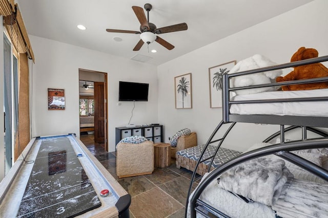 bedroom with ceiling fan