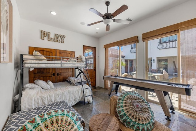 bedroom with ceiling fan