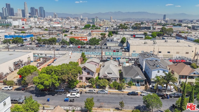 drone / aerial view featuring a mountain view