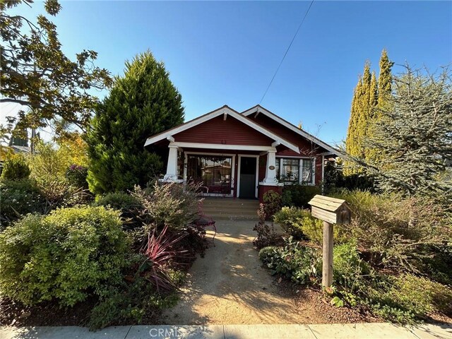 view of front of house