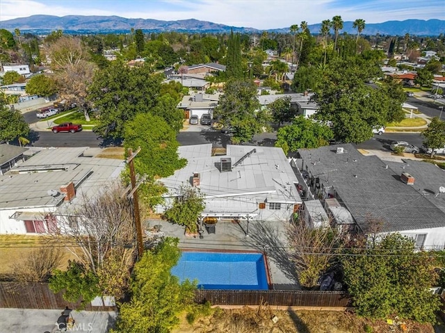 bird's eye view featuring a mountain view