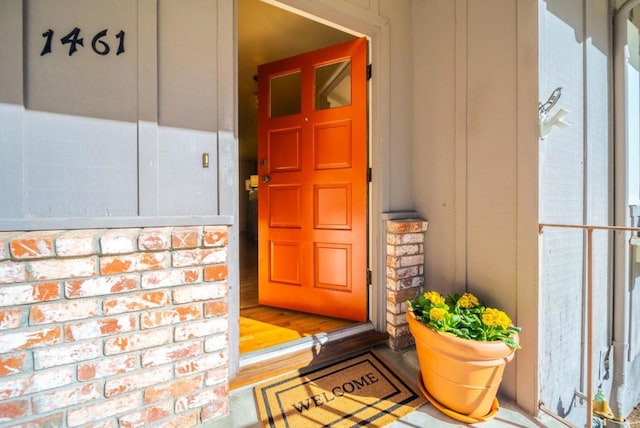 view of doorway to property