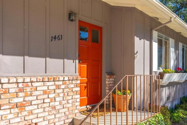 view of entrance to property