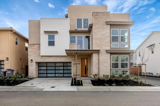 view of front facade with a garage