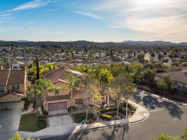 bird's eye view with a mountain view