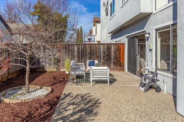 view of yard with a patio area