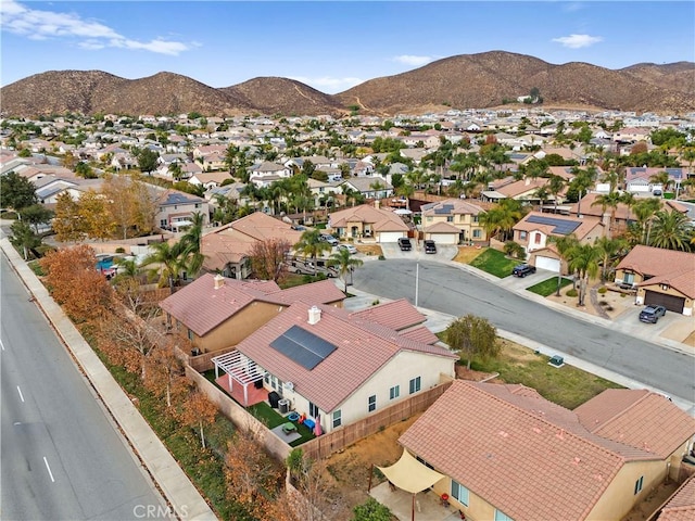 drone / aerial view featuring a mountain view