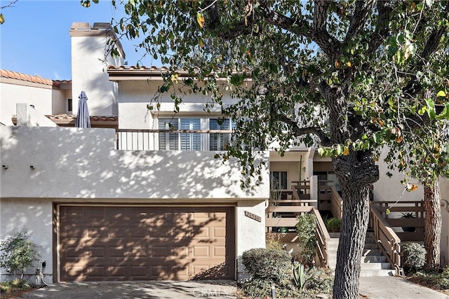 view of front of home featuring a garage