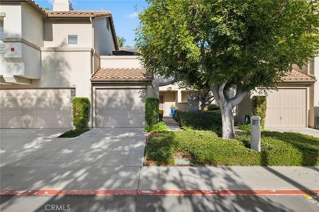 view of mediterranean / spanish-style home