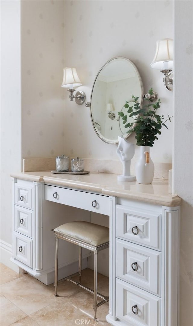 bathroom with vanity and crown molding