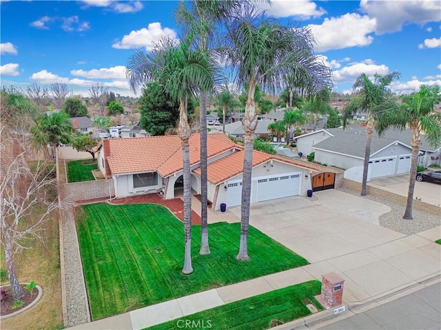 exterior space featuring a front lawn