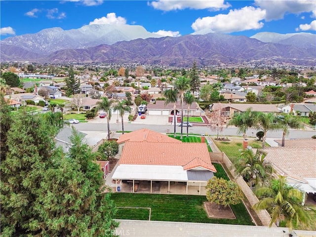 bird's eye view featuring a mountain view