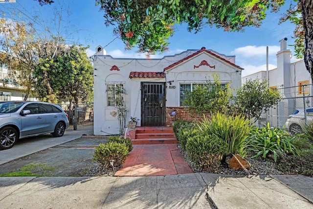 view of mediterranean / spanish-style home