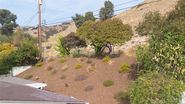 exterior space featuring a mountain view