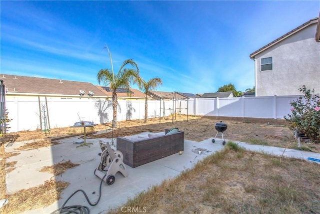 view of yard with an outdoor hangout area