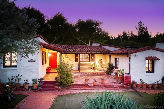 view of mediterranean / spanish-style home