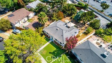 drone / aerial view with a residential view