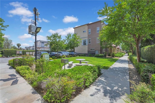 13637 Foster Ave Unit 5, Baldwin Park, CA 91706 - view of home's community with a yard